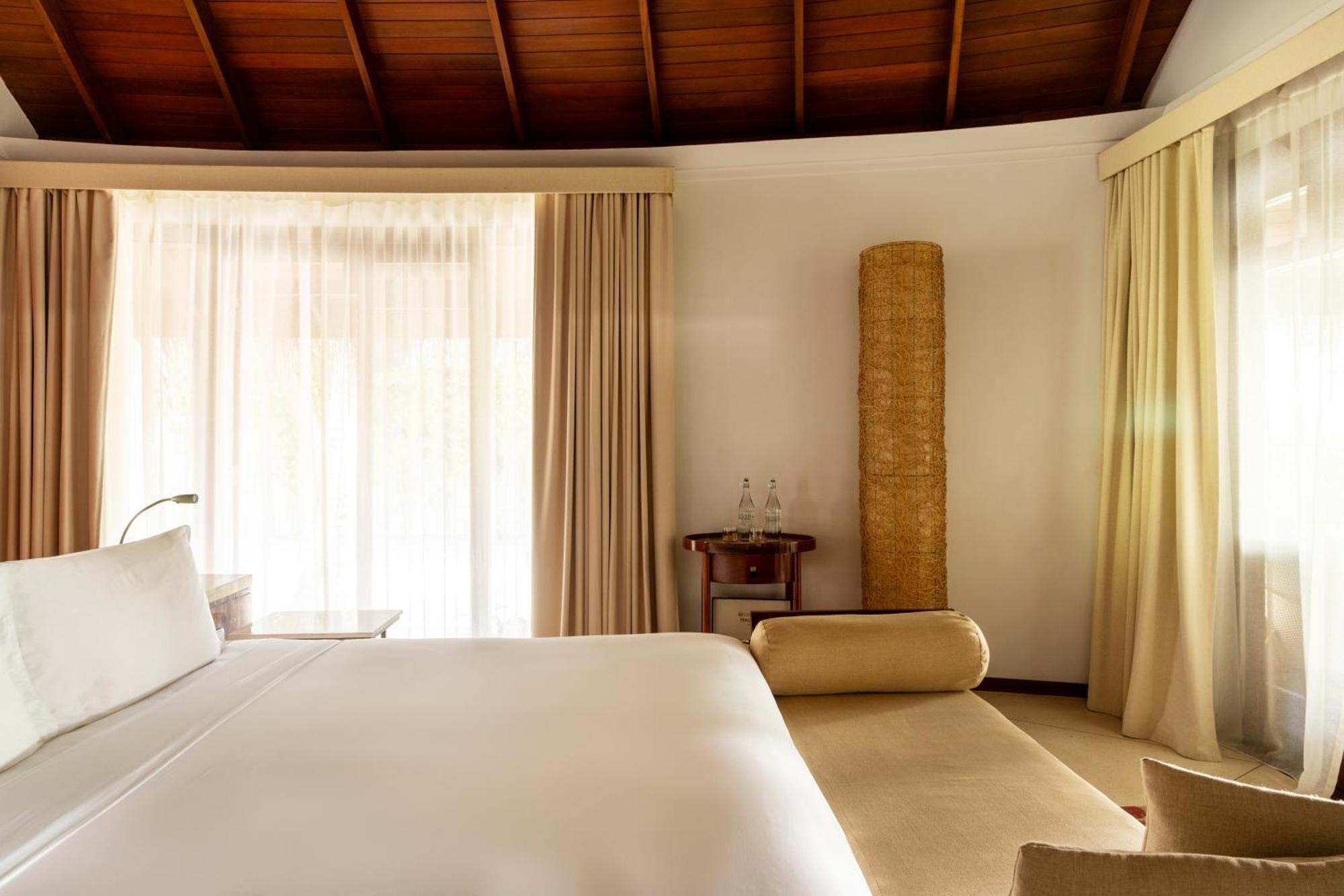 Hotel Constance Halaveli Bathala Island Esterno foto