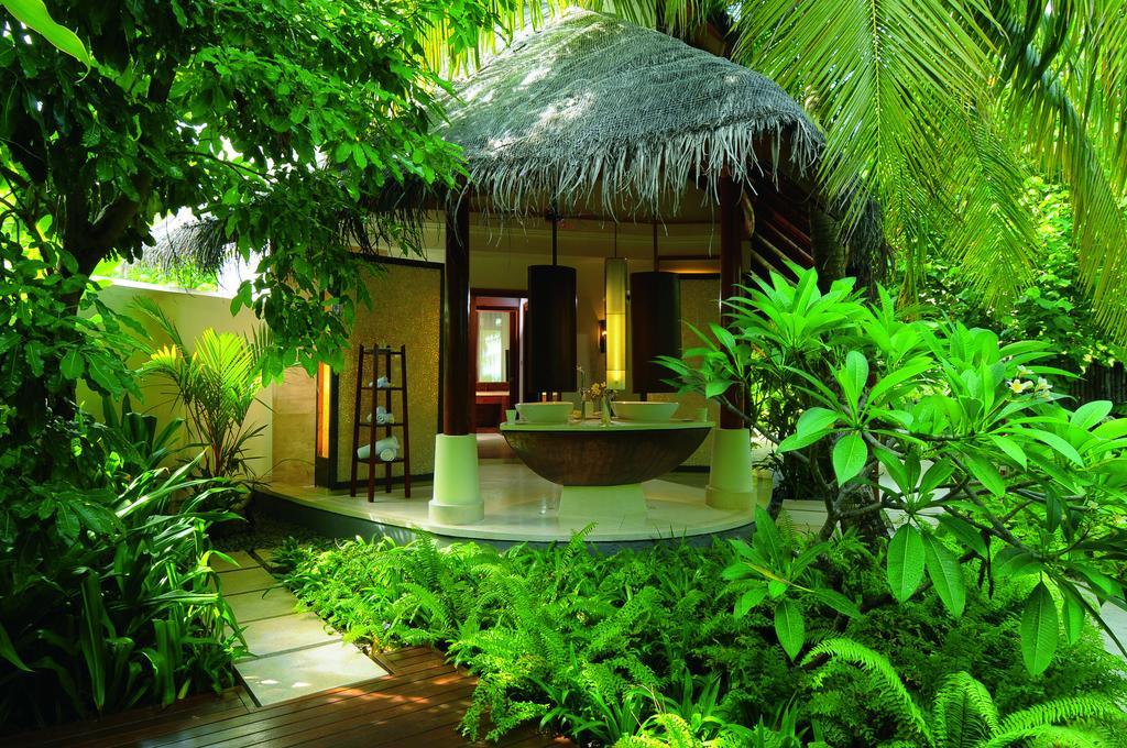 Hotel Constance Halaveli Bathala Island Esterno foto